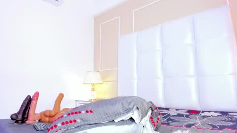 Snapshot of gabbiie_carterr chatting on 02/26/25, 06:00 Gabie online show from 02/26/25, 06:00