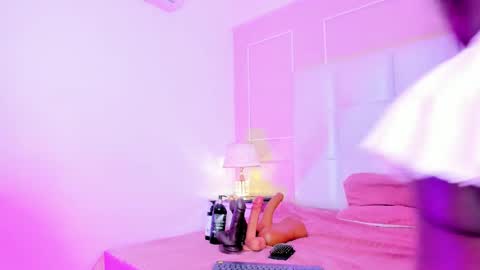 Snapshot of gabbiie_carterr chatting on 03/08/25, 01:25 Gabie online show from 03/08/25, 01:25