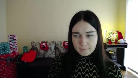 Jaklin online show from 12/19/25, 09:16