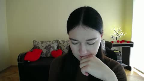 Snapshot of gabby_di chatting on 04/29/26, 08:51 Jaklin online show from 04/29/26, 08:51