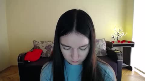 Snapshot of gabby_di chatting on 04/30/26, 08:42 Jaklin online show from 04/30/26, 08:42