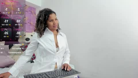 Gaby Fox online show from 05/15/26, 11:23