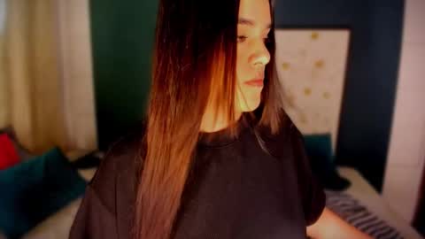 G A B R I E L A   online show from 11/16/25, 07:08