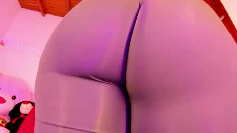 Snapshot of gabby_haze chatting on 05/27/26, 12:51 G A B R I E L A online show from 05/27/26, 12:51