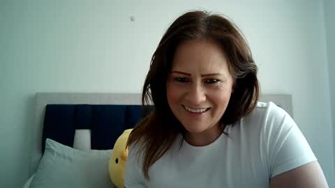 Snapshot of gabby_stone32 chatting on 09/11/25, 06:19 gabby online show from 09/11/25, 06:19