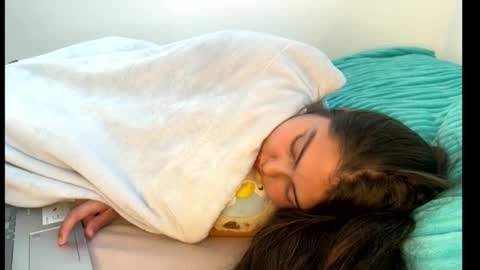 gabbyfoox online show from 09/18/25, 05:48