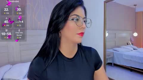 Snapshot of gabbyyowen_ chatting on 12/15/25, 11:58 Gabby online show from 12/15/25, 11:58