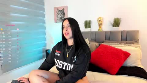 Snapshot of gabi_boom chatting on 06/22/26, 10:40 Gabriela online show from 06/22/26, 10:40