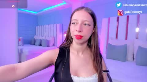 Snapshot of gabi_bunny chatting on 01/06/26, 05:38 Gabi online show from 01/06/26, 05:38