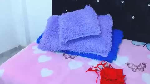 gabi_jhons_23 online show from 11/08/25, 09:09