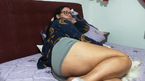 gaby  layla online show from 04/21/26, 01:42