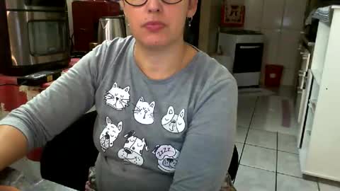 gaby  layla online show from 06/08/26, 01:28