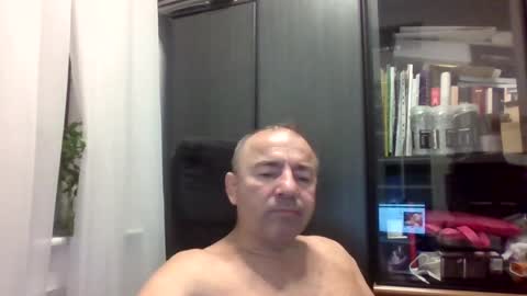 gabriel9_2003 online show from 07/16/26, 07:20