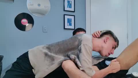 gabriel_and_geronimo online show from 09/26/25, 11:42