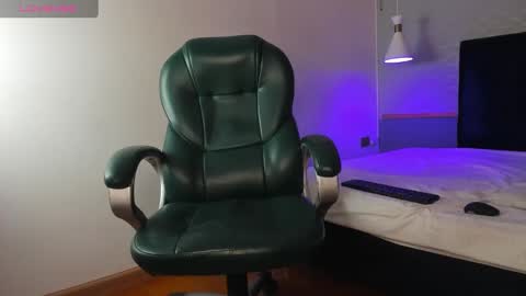 Snapshot of gabriel_beckett chatting on 12/17/24, 11:39 gabriel_beckett online show from 12/17/24, 11:39