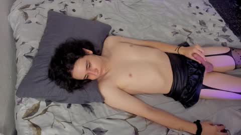 Snapshot of gabriel_olx chatting on 12/18/25, 07:20 gabriel online show from 12/18/25, 07:20