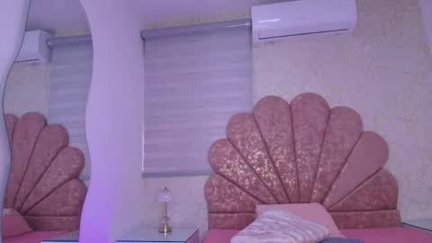 Snapshot of gabriela_leone chatting on 05/10/26, 07:19 gabriela online show from 05/10/26, 07:19