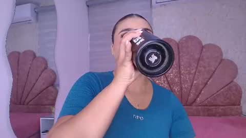 Snapshot of gabriela_leone chatting on 06/22/26, 07:11 gabriela online show from 06/22/26, 07:11