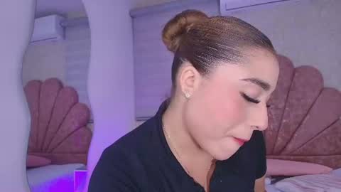Snapshot of gabriela_leone chatting on 07/14/26, 07:19 gabriela online show from 07/14/26, 07:19
