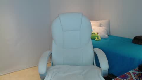 Snapshot of gabriela_morales01 chatting on 02/06/25, 04:21 . online show from 02/06/25, 04:21