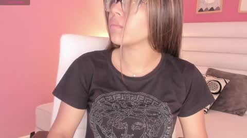 Gabriela salgado online show from 01/25/25, 10:40