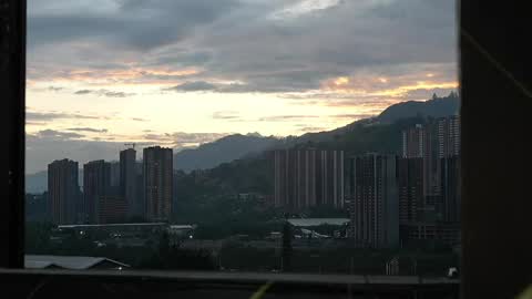 Gabriela salgado online show from 04/22/26, 10:50