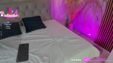   online show from 10/18/25, 03:46