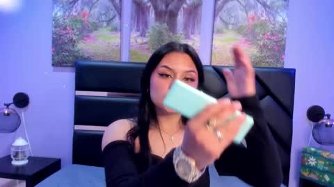 gabrielabotero online show from 12/16/25, 09:09