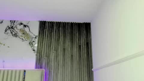 Gabriela Kassi online show from 09/19/25, 11:00