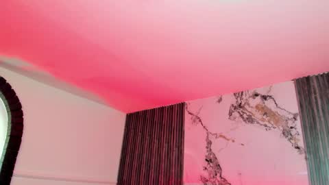 Gabriela Kassi online show from 09/25/25, 10:52