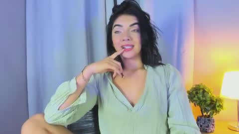 Snapshot of gabrielam_ms chatting on 05/29/26, 12:30 Gabriela Evans MS online show from 05/29/26, 12:30