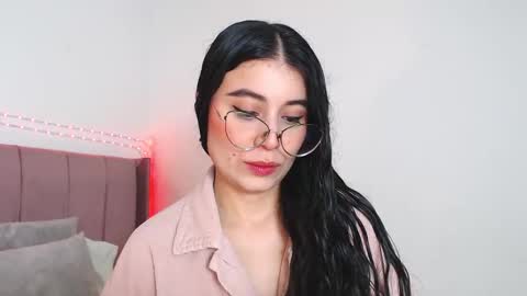 GabrielaRossa online show from 04/05/26, 07:55