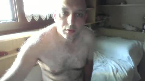 Snapshot of gabrielegr22 chatting on 06/23/26, 06:22 Gabriele online show from 06/23/26, 06:22