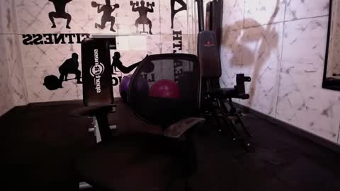 gabriell_ramirez_ online show from 01/23/25, 10:22