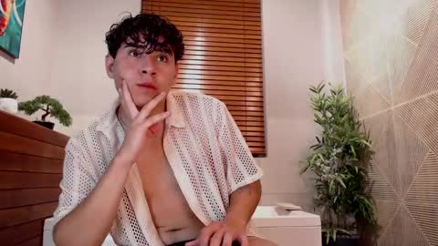 gabriell_ramirez_ online show from 02/27/25, 03:36