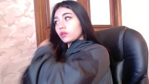 gabriella online show from 10/02/25, 12:01