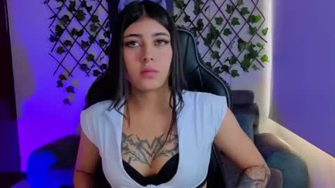 Snapshot of gabriella_live_ chatting on 02/05/26, 02:22 gabriella_live_ online show from 02/05/26, 02:22