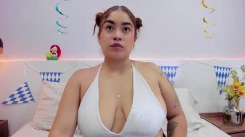 gabriella_luv online show from 10/11/25, 12:15