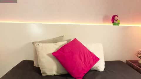gabriella_luv online show from 10/20/25, 01:00