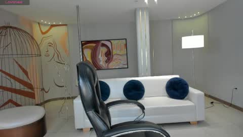 Gabriella Lee online show from 04/23/26, 03:19