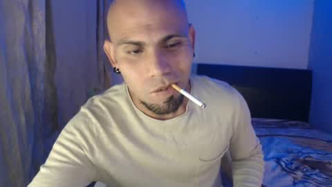 Snapshot of gabrielle_ramirez chatting on 01/25/25, 10:28 Gabriel online show from 01/25/25, 10:28