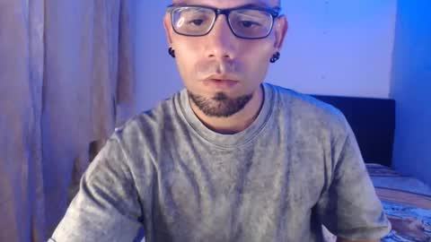 Snapshot of gabrielle_ramirez chatting on 01/27/25, 09:33 Gabriel online show from 01/27/25, 09:33