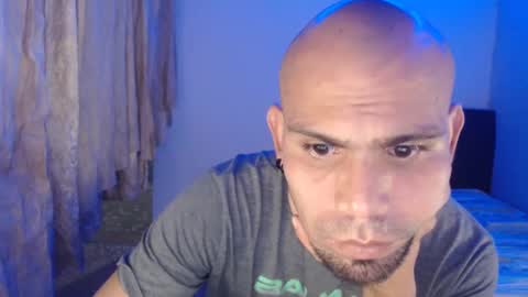 Snapshot of gabrielle_ramirez chatting on 02/20/25, 11:10 Gabriel online show from 02/20/25, 11:10