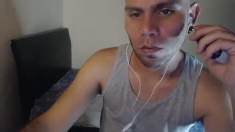 Snapshot of gabrielle_ramirez chatting on 05/07/26, 04:29 Gabriel online show from 05/07/26, 04:29