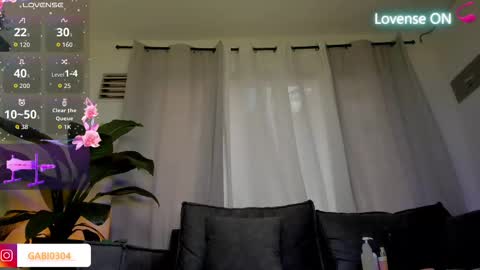 Sara   online show from 10/04/25, 07:45