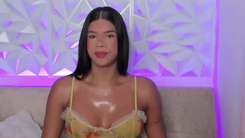 Snapshot of gaby_black_ chatting on 10/09/25, 07:56 Gabriela online show from 10/09/25, 07:56