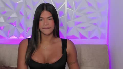 Snapshot of gaby_black_ chatting on 10/20/25, 01:06 Gabriela online show from 10/20/25, 01:06