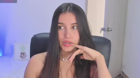 Gabriela online show from 09/11/25, 09:04