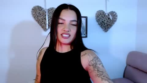 My name is Gabriela.. nice to meet you thumbs up please its very important to me online show from 04/17/26, 04:15