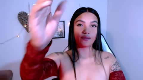 Snapshot of gaby_saikozz chatting on 06/09/26, 01:17 My name is Gabriela.. nice to meet you thumbs up please its very important to me online show from 06/09/26, 01:17